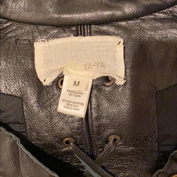 Leather jacket - Picture 4 of 4